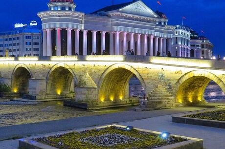 Elit Büyük Balkanlar Turu THY ile 7 Gece Ramazan Bayramı Dönemi Tüm Çevre Gezileri ve Akşam Yemekleri Dahil(Belgrad Başlangıçlı)